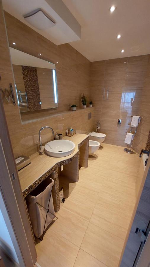 Apartment Leona, Opatija Ngoại thất bức ảnh