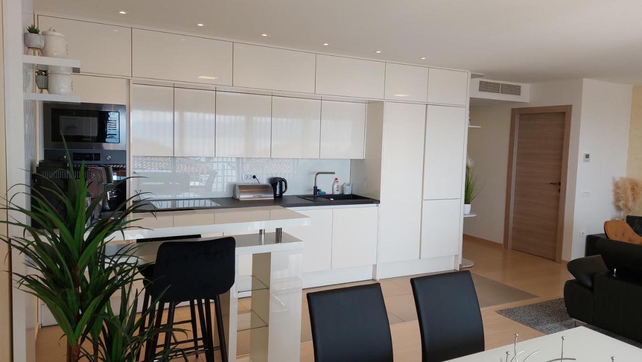 Apartment Leona, Opatija Ngoại thất bức ảnh